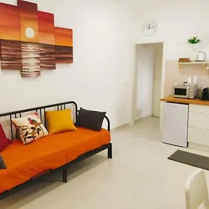 https://midani-home.taorminaitalyhotels.com