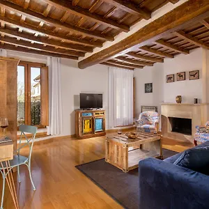 https://navona-saint-peter-luxury-stay.it-romehotels.com